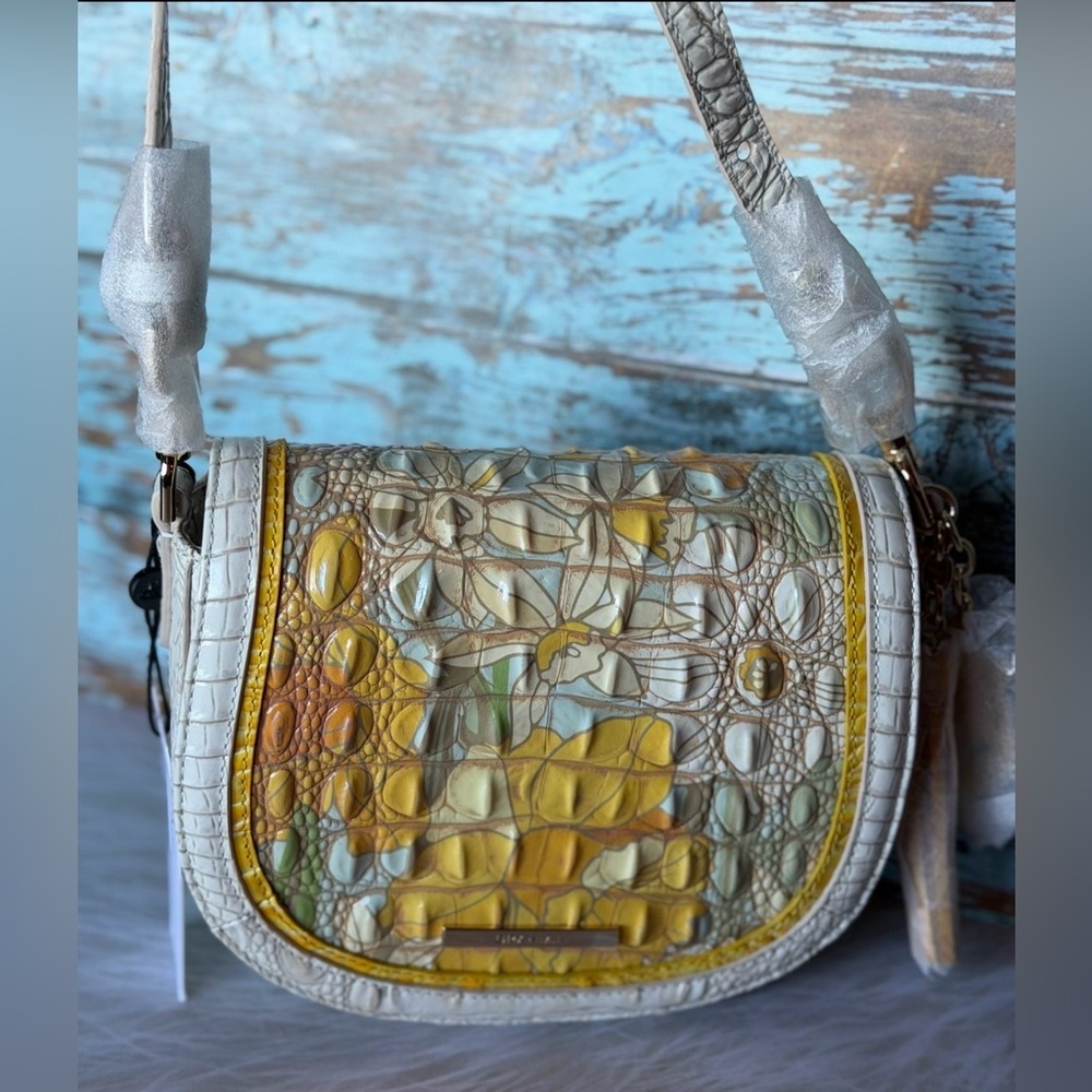 NWT Brahmin Briar Daffodil Pimlico Leather Crossbody - Beautiful Floral pattern - Picture 9 of 10